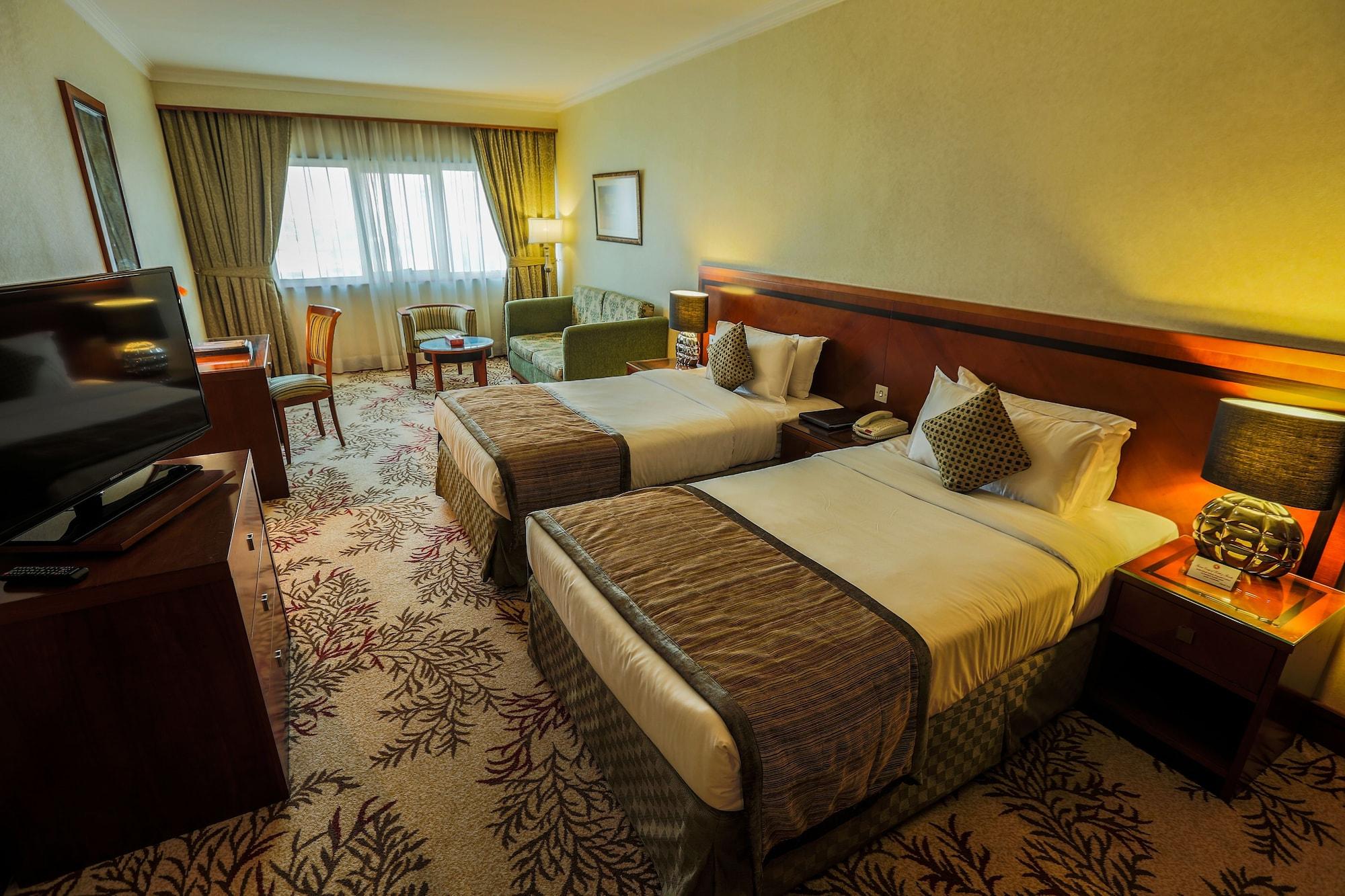 Ramee Royal Hotel Дубай Экстерьер фото