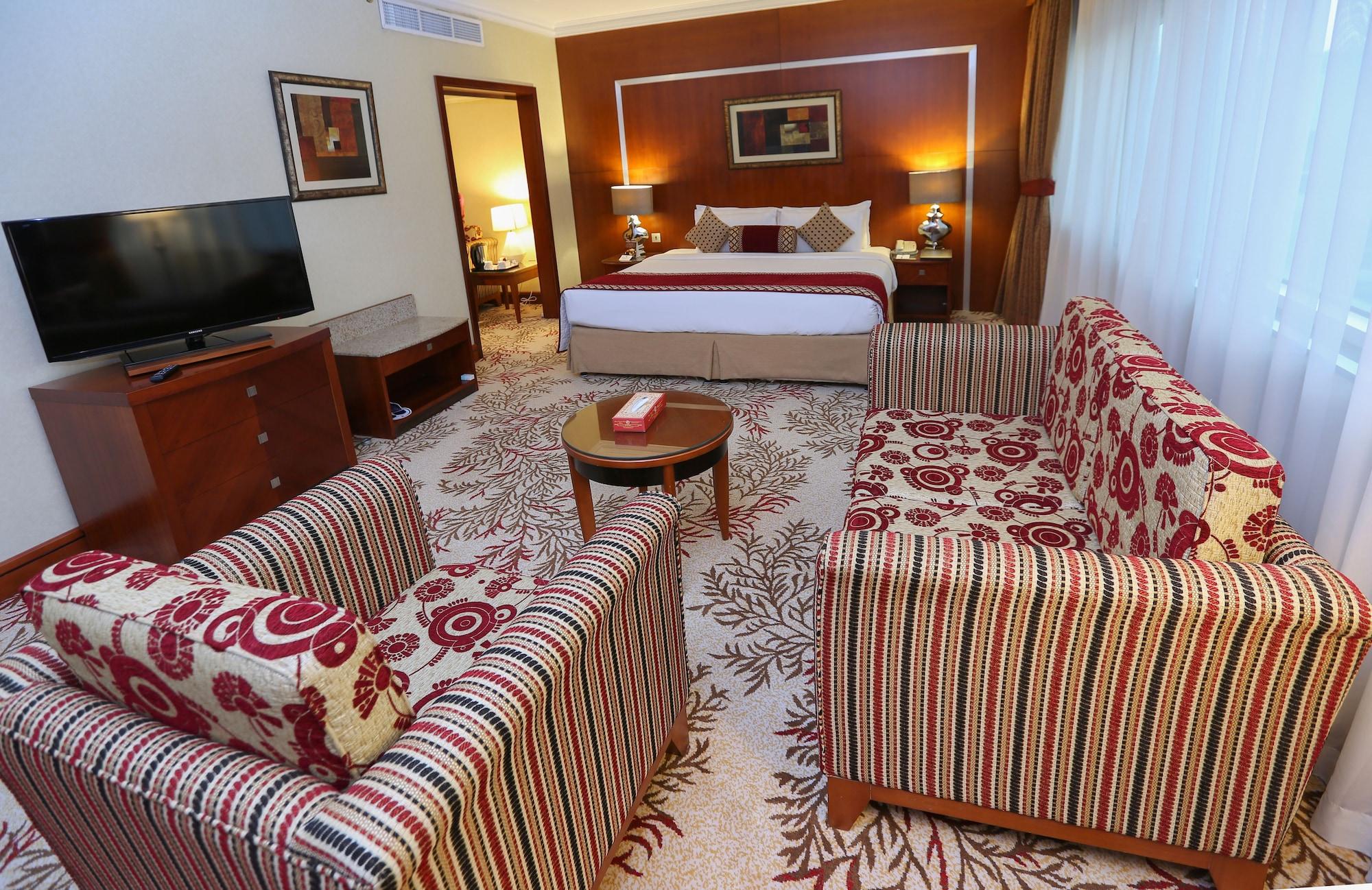 Ramee Royal Hotel Дубай Экстерьер фото