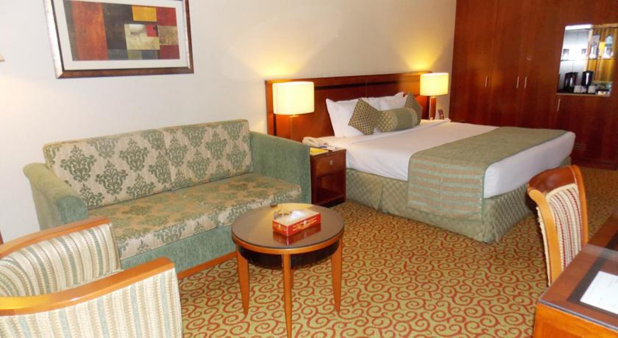 Ramee Royal Hotel Дубай Экстерьер фото