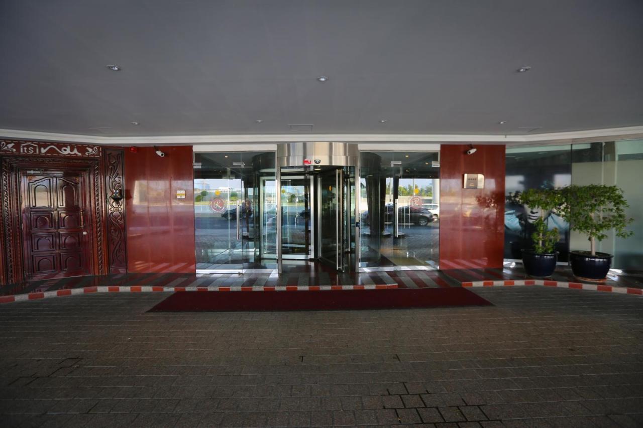 Ramee Royal Hotel Дубай Экстерьер фото