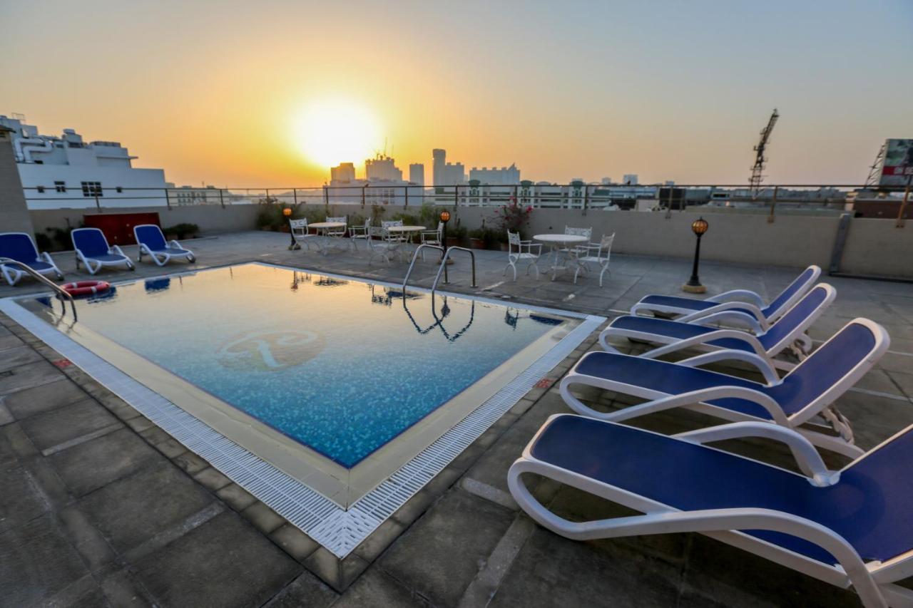Ramee Royal Hotel Дубай Экстерьер фото